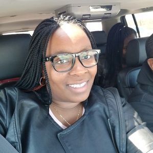 Meet your Posher, Courtney